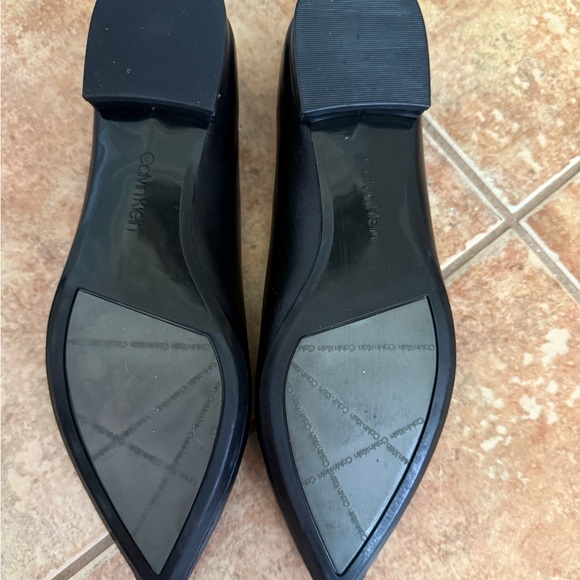 Calvin Klein Black Flats Elegant Design - Picture 4 of 5